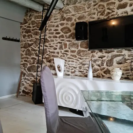 Tatil Evi Charme, Jacuzzi Et Escapade En 2cv *