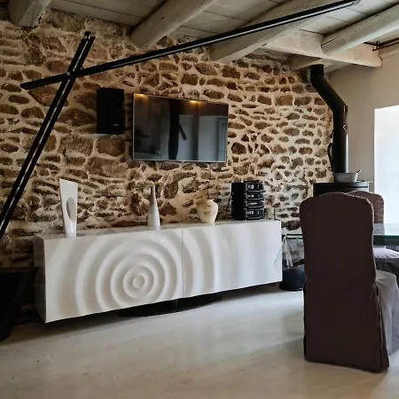 Tatil Evi Charme, Jacuzzi Et Escapade En 2cv *